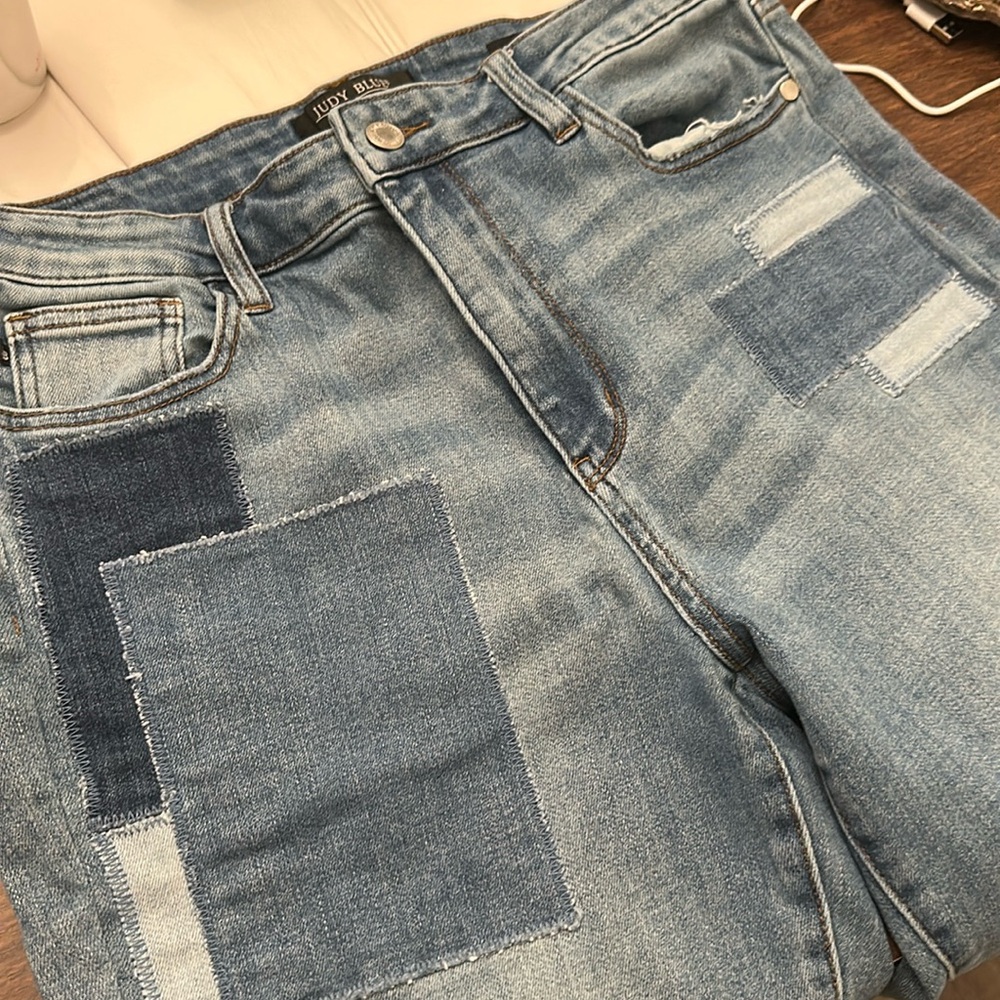 Judy Blue patchwork jeans. 15/32